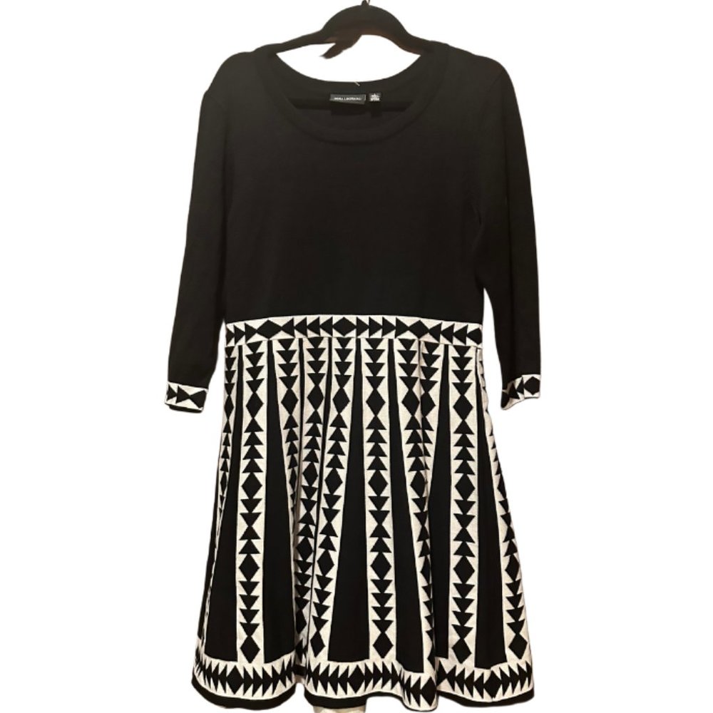 Nina Leonard Sz Large bk/wt dress - NWT